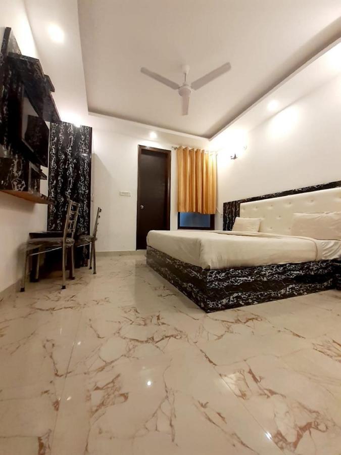 Hotel The Westend Green Neu-Delhi Exterior foto